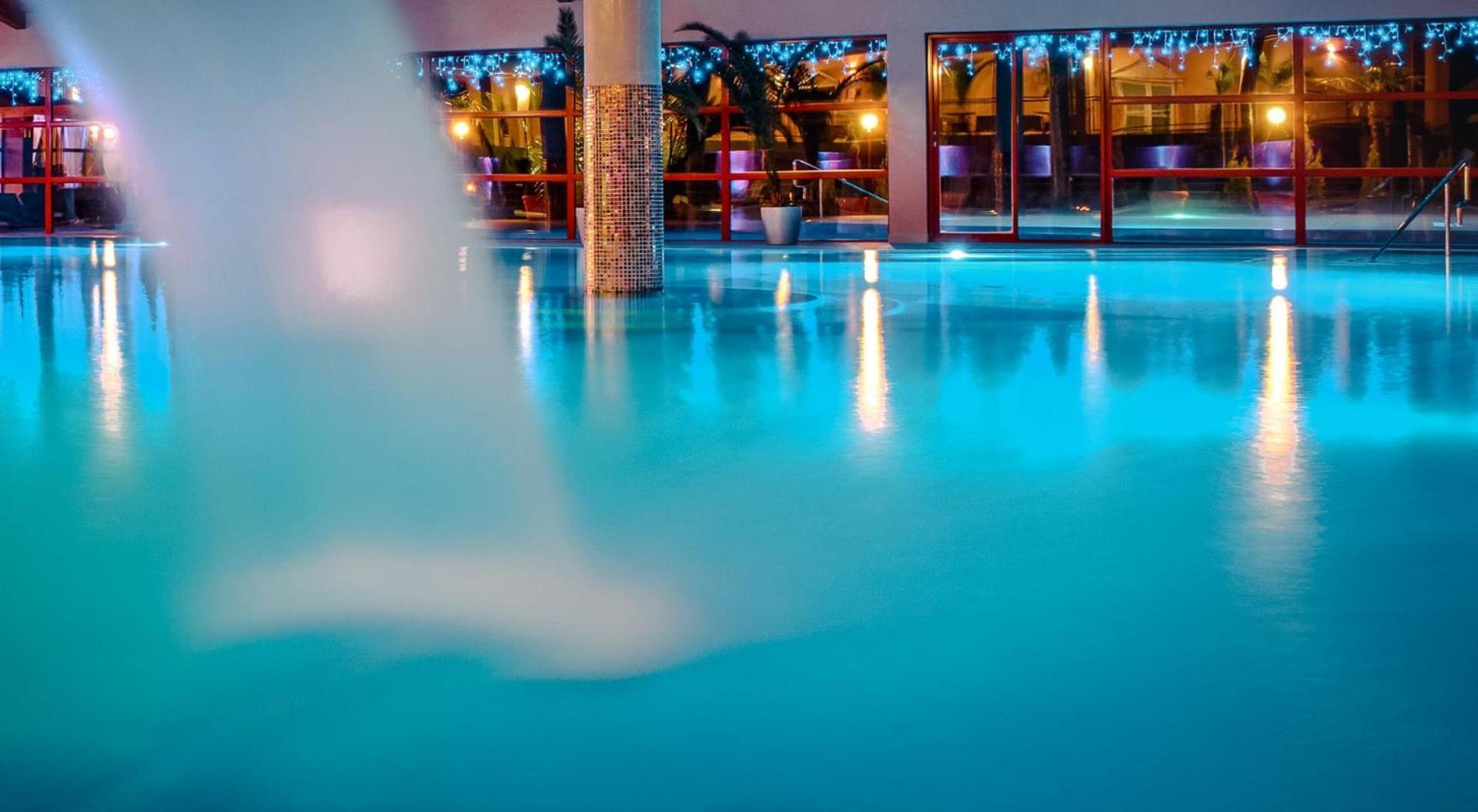 Wellness & Spa Hotel Kaskady Сліач Екстер'єр фото