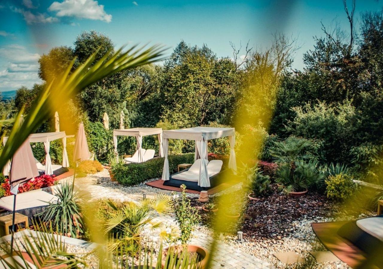 Wellness & Spa Hotel Kaskady Сліач Екстер'єр фото